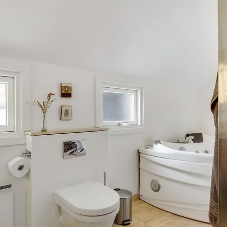 Vakantiehuis Ger - 200m From The Sea By Interhome *